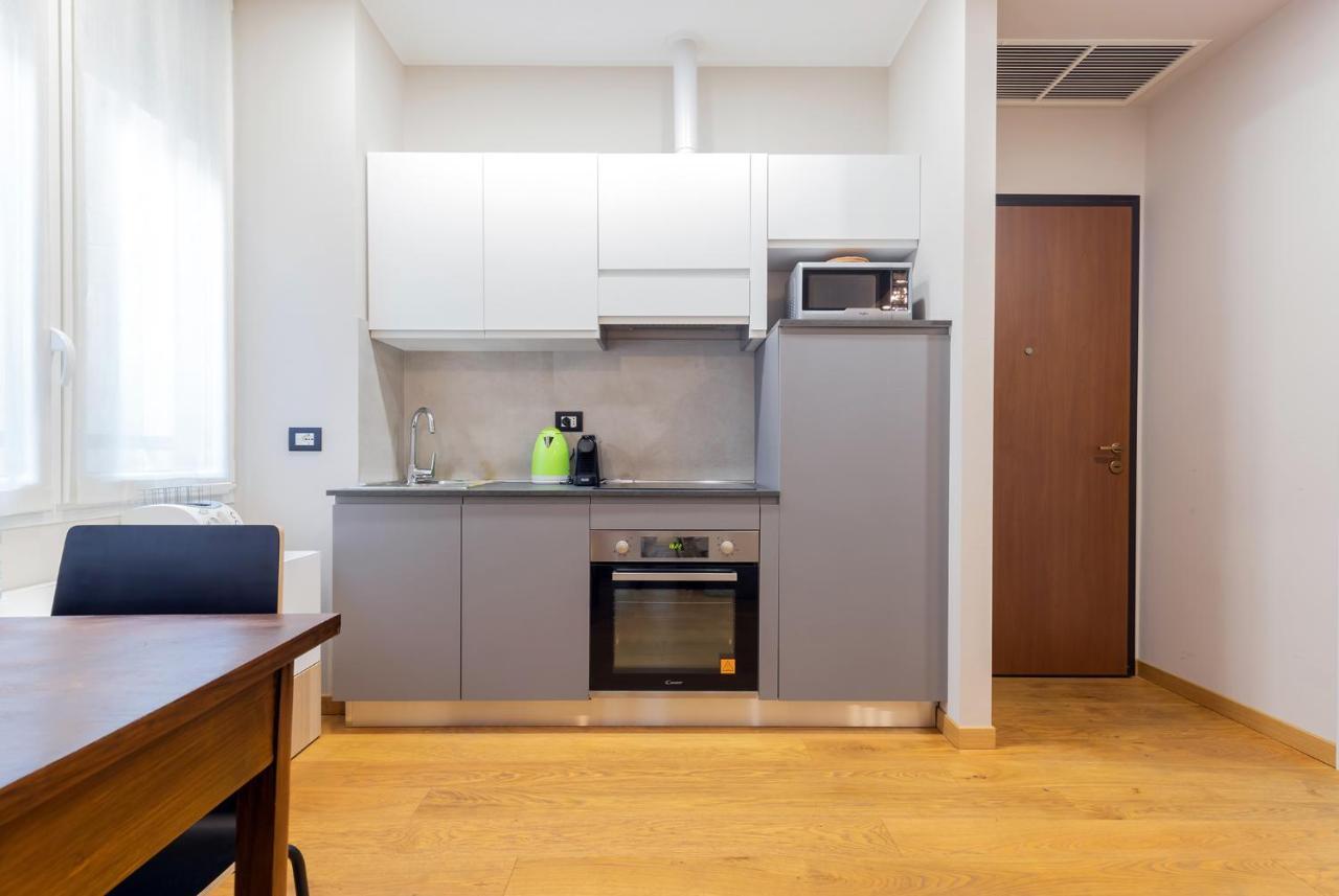Milan Retreats Cadorna Duomo Apartment Bagian luar foto