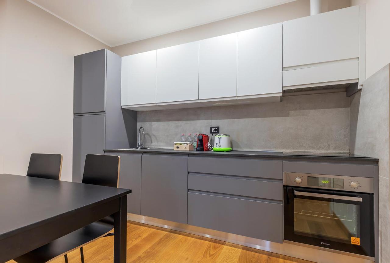 Milan Retreats Cadorna Duomo Apartment Bagian luar foto