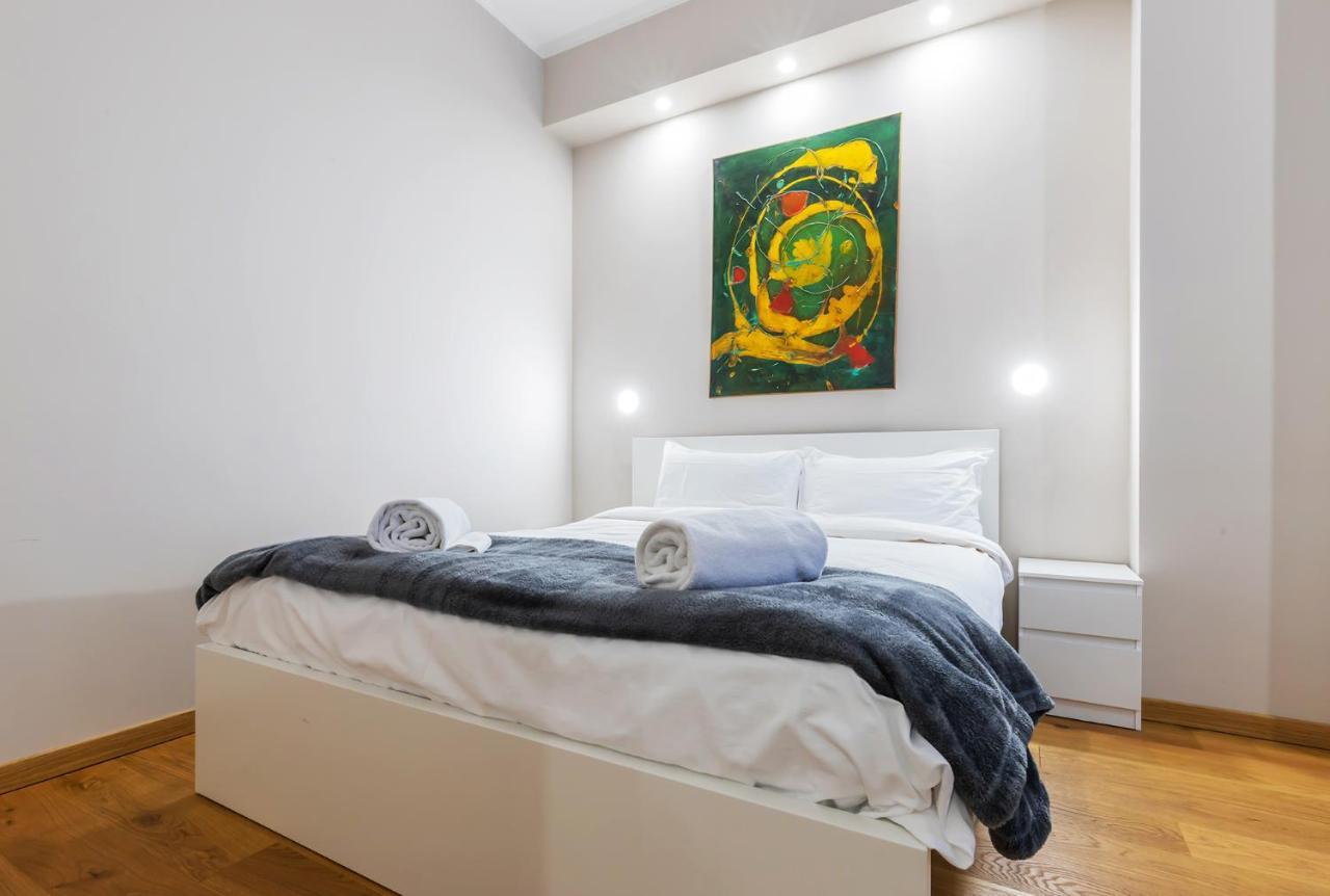 Milan Retreats Cadorna Duomo Apartment Bagian luar foto