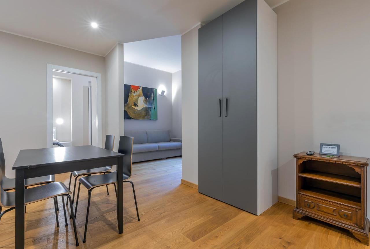 Milan Retreats Cadorna Duomo Apartment Bagian luar foto